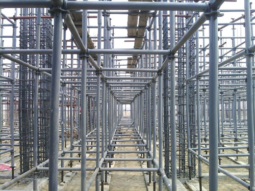 輔料租賃中心輪扣式腳手架改制使用獲好評