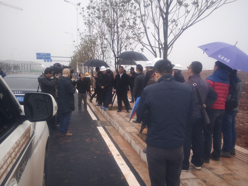 昆明綜合保稅區(qū)區(qū)塊二（空港片區(qū)）項目如期完成“12.1”節(jié)點目標(biāo)