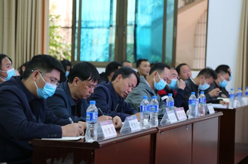 公司舉辦“大循環(huán)經(jīng)濟(jì)對(duì)建筑業(yè)的影響”培訓(xùn)