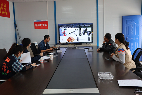 【項(xiàng)目動(dòng)態(tài)】云南省總工會(huì)檢查組驗(yàn)收第二直管部宣威市中醫(yī)醫(yī)院門(mén)診綜合樓工程施工項(xiàng)目“職工驛站”建設(shè)工作