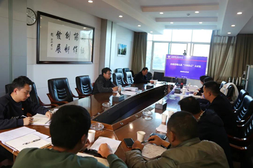 【十問自己】萬向遵帶領分管聯(lián)系部門開展合格管理人員“十問自己”大討論