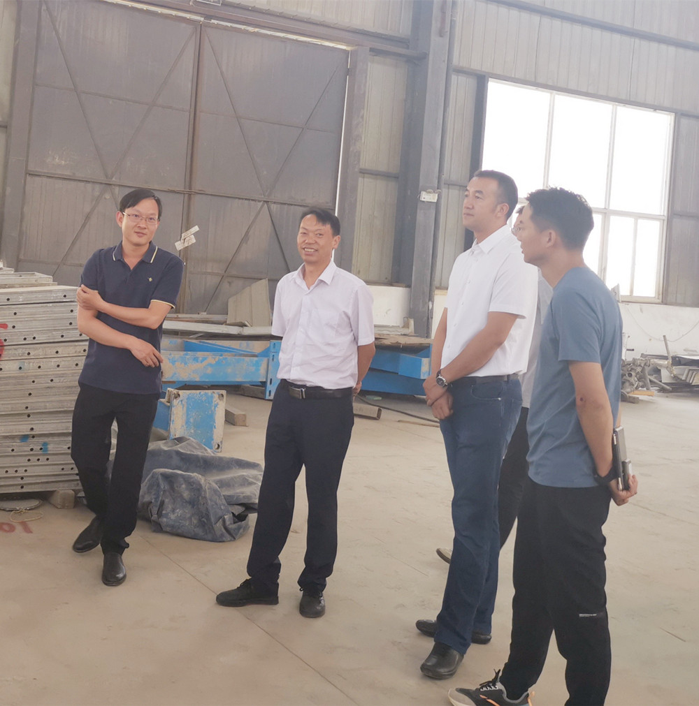 【我為群眾辦實事】陳定華調研建設產業(yè)化分公司預制構件廠
