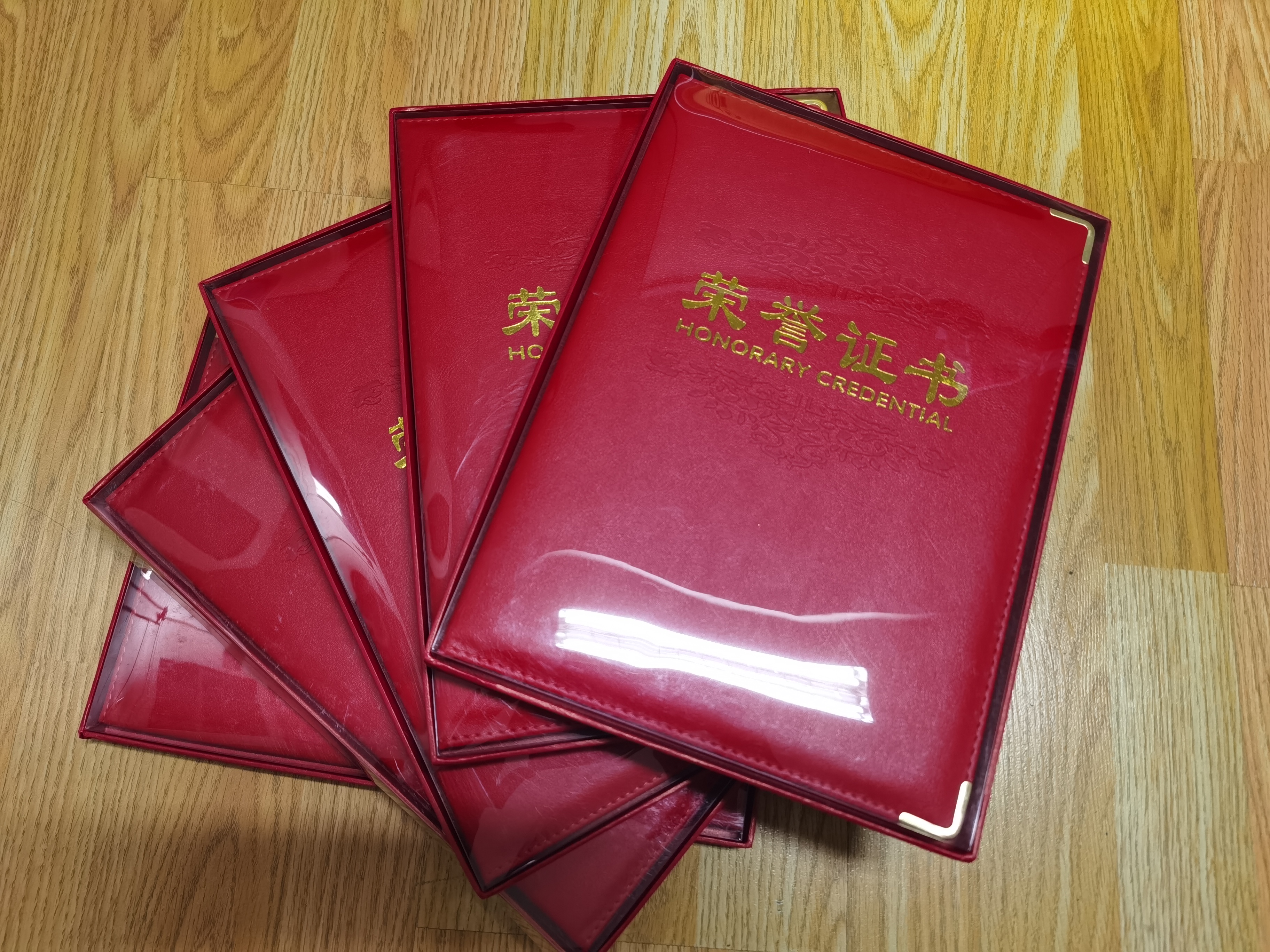 【創(chuàng)先爭優(yōu)】中國共產(chǎn)黨成立100周年云南建投集團“兩優(yōu)一先”表彰大會隆重舉行！公司五人一集體獲表彰