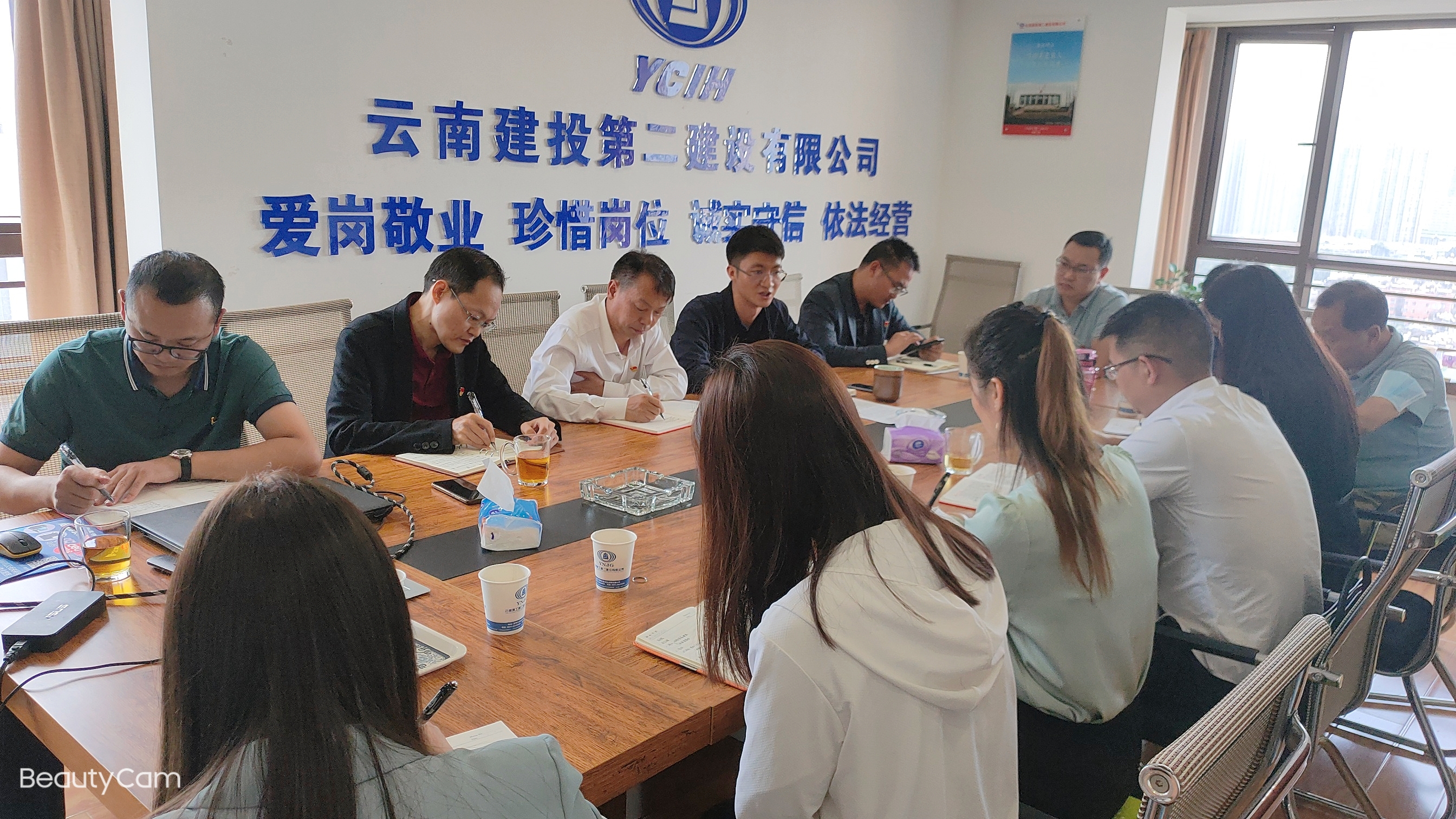 【我為群眾辦實(shí)事】陳定華一行到項(xiàng)目總承包部調(diào)研指導(dǎo)工作