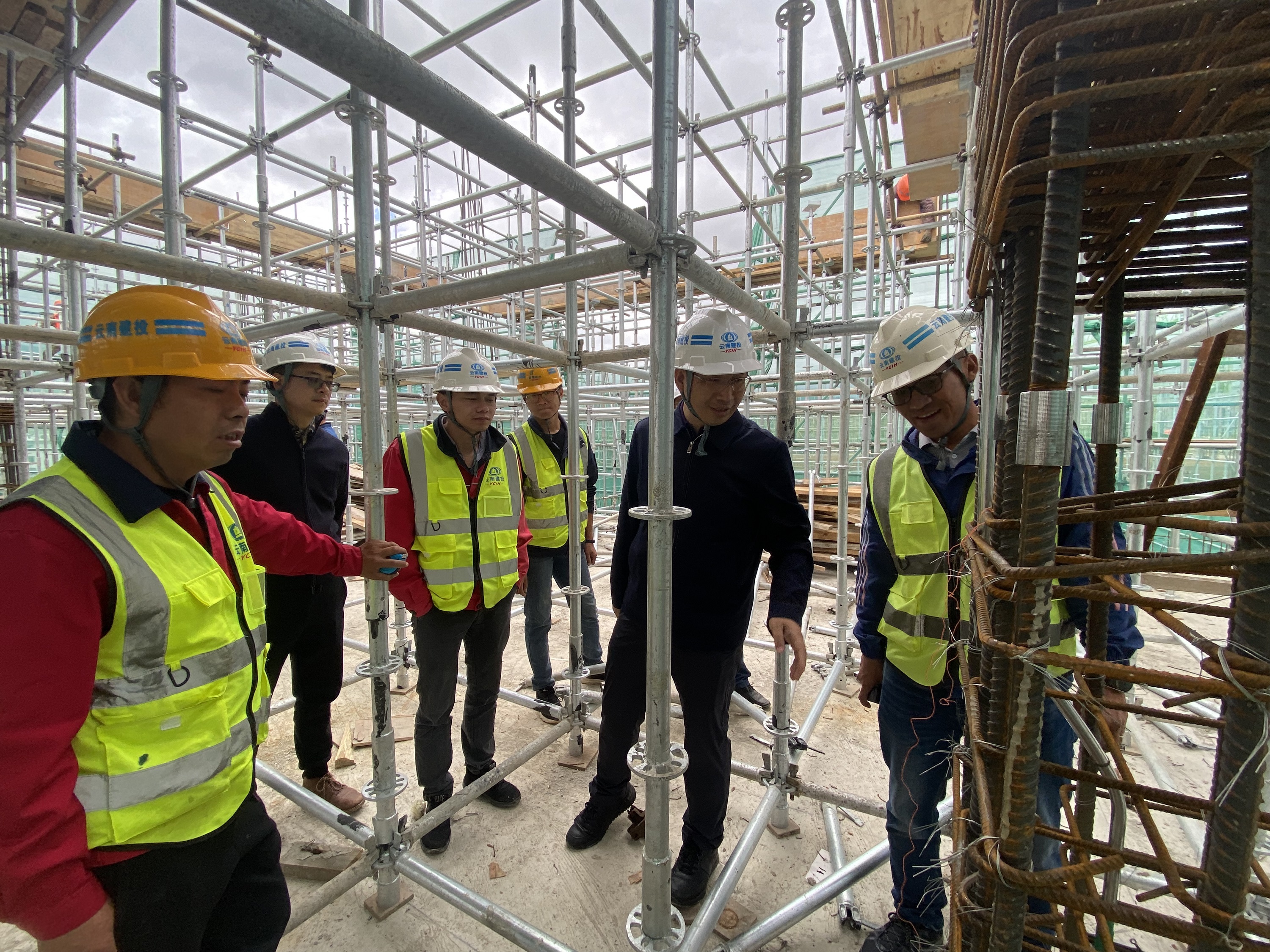 【我為群眾辦實事】公司領導調研檢查第四直管部滇西區(qū)域醫(yī)療中心建設項目