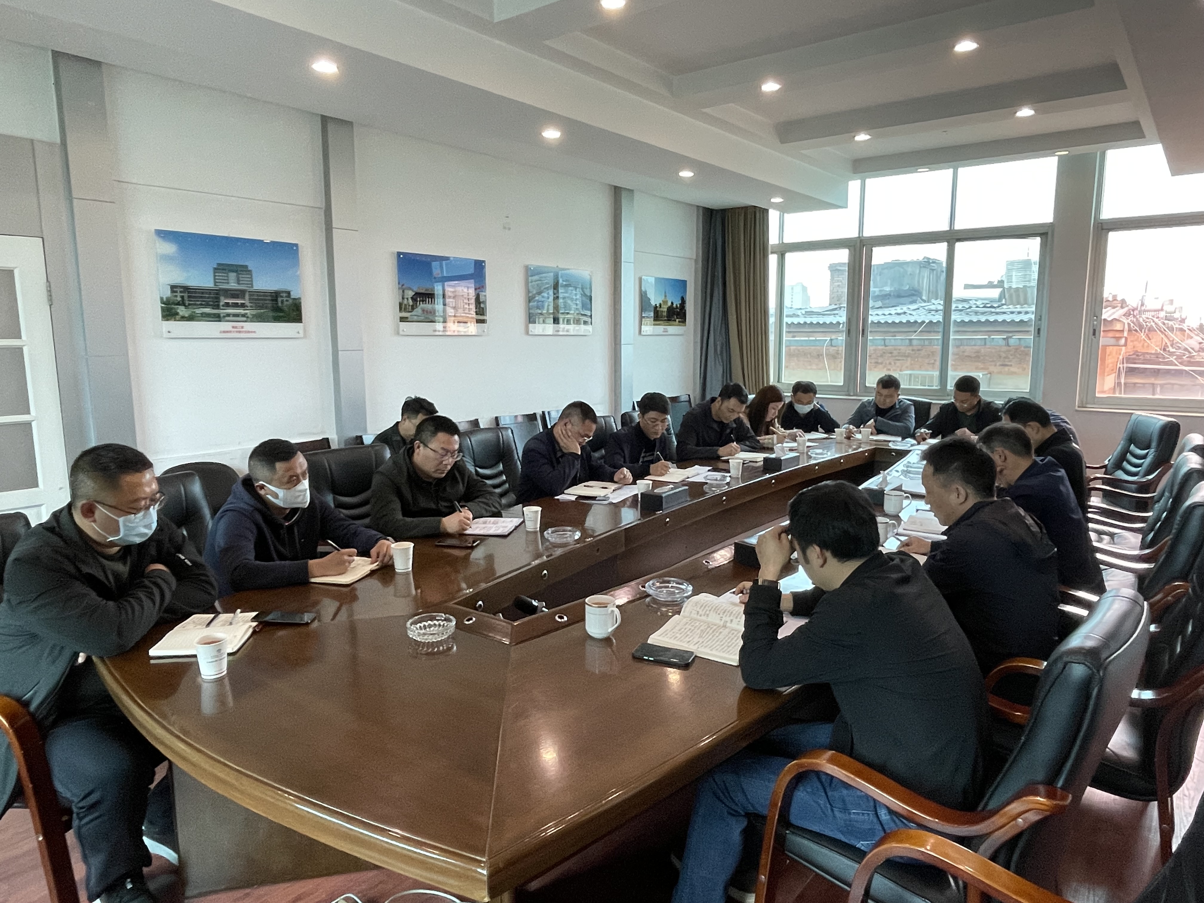 【公司動態(tài)】公司召開2022年跟蹤項目分析會議