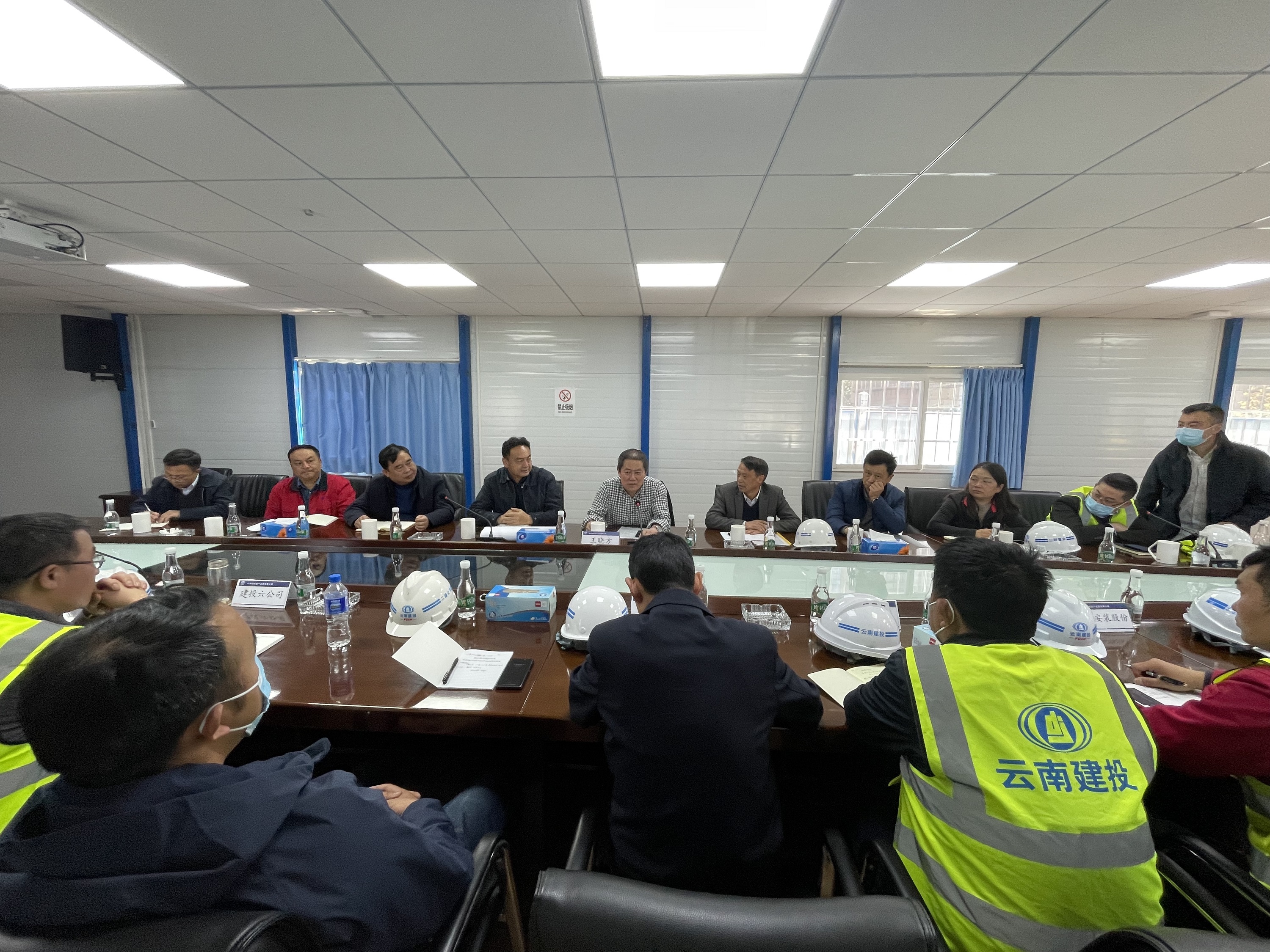 【調(diào)研檢查】王曉方到公司華潤項(xiàng)目進(jìn)行安全生產(chǎn)檢查