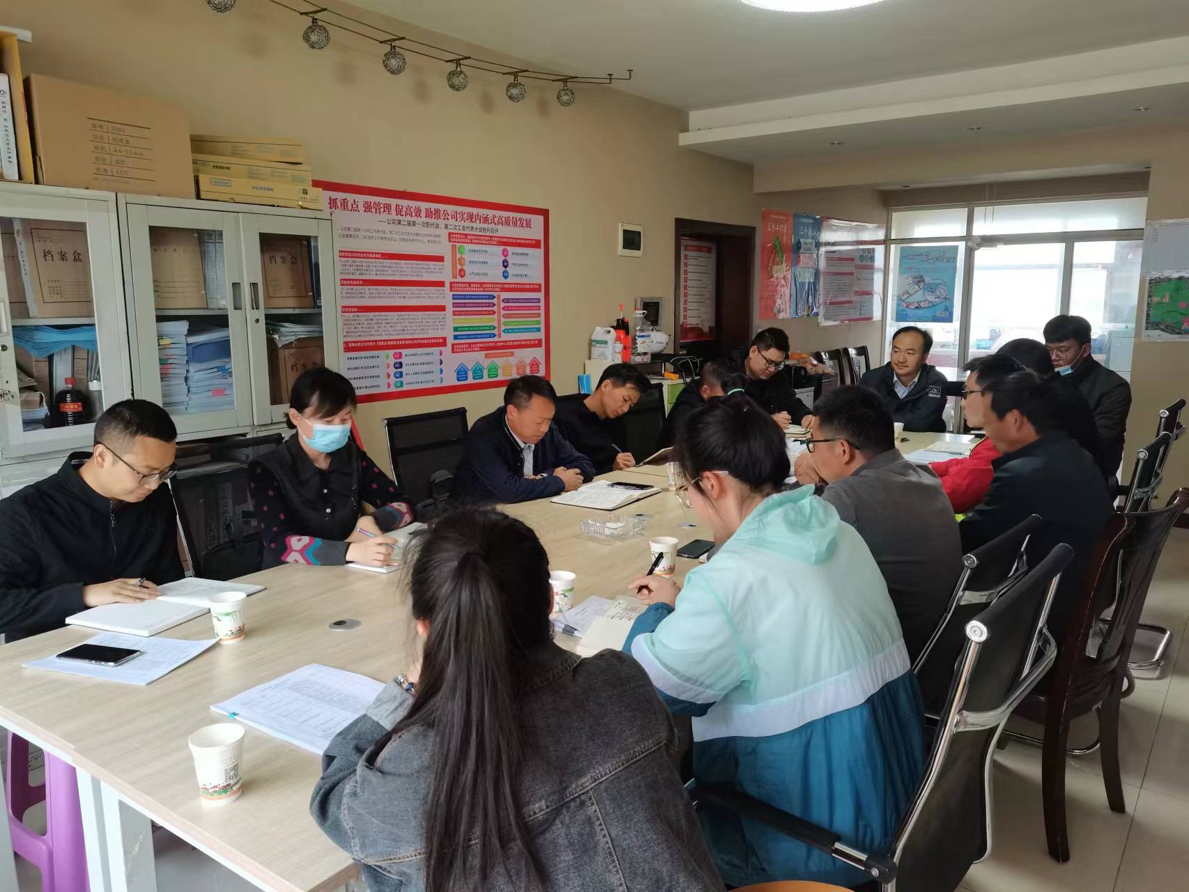 【貫徹一線工作法】陳定華一行到昆明雨污分流項目開展“五一”期間領導帶班檢查工作