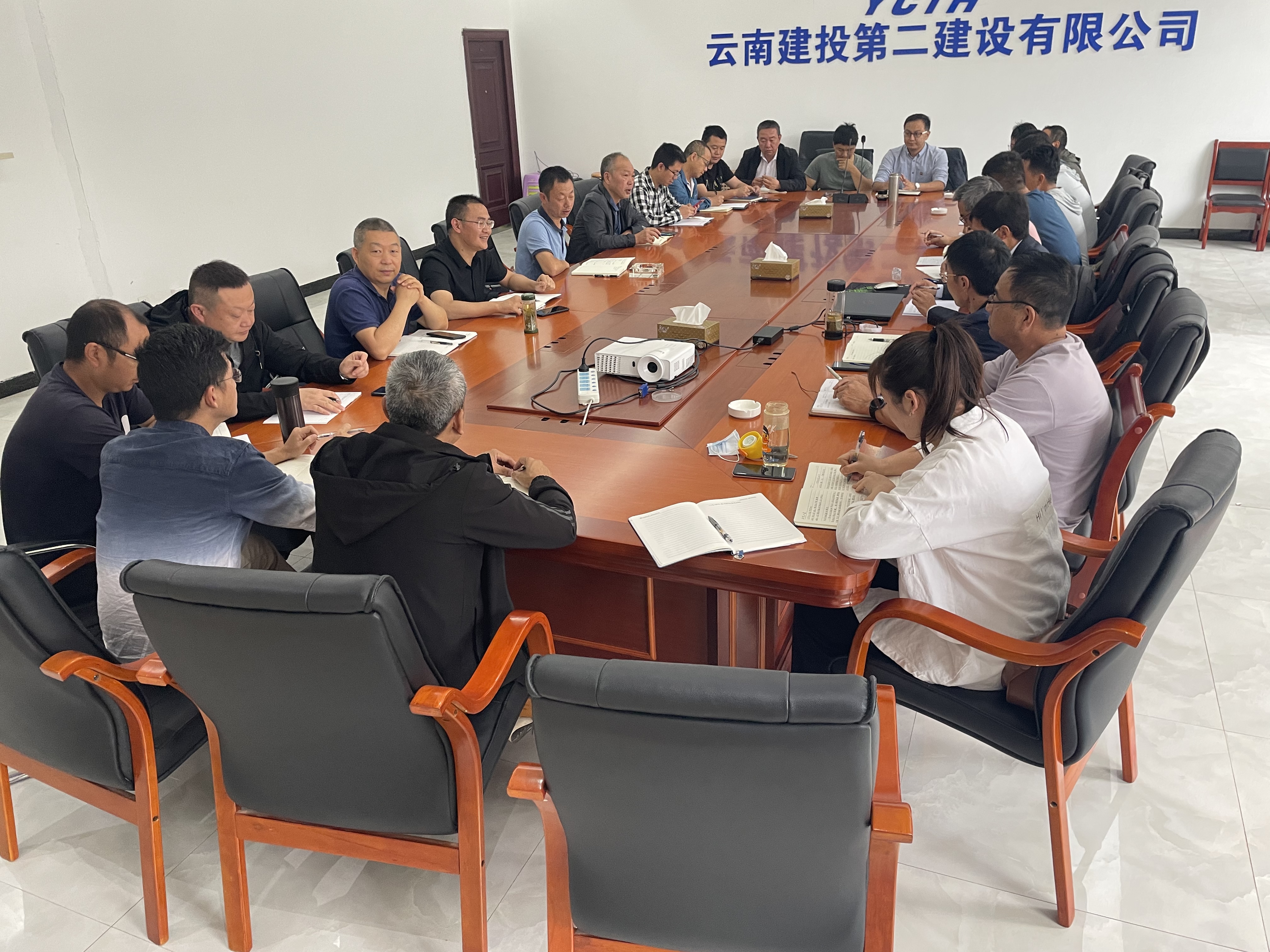 【公司動態(tài)】公司召開第二季度安全總監(jiān)業(yè)務(wù)暨事故警示教育會議