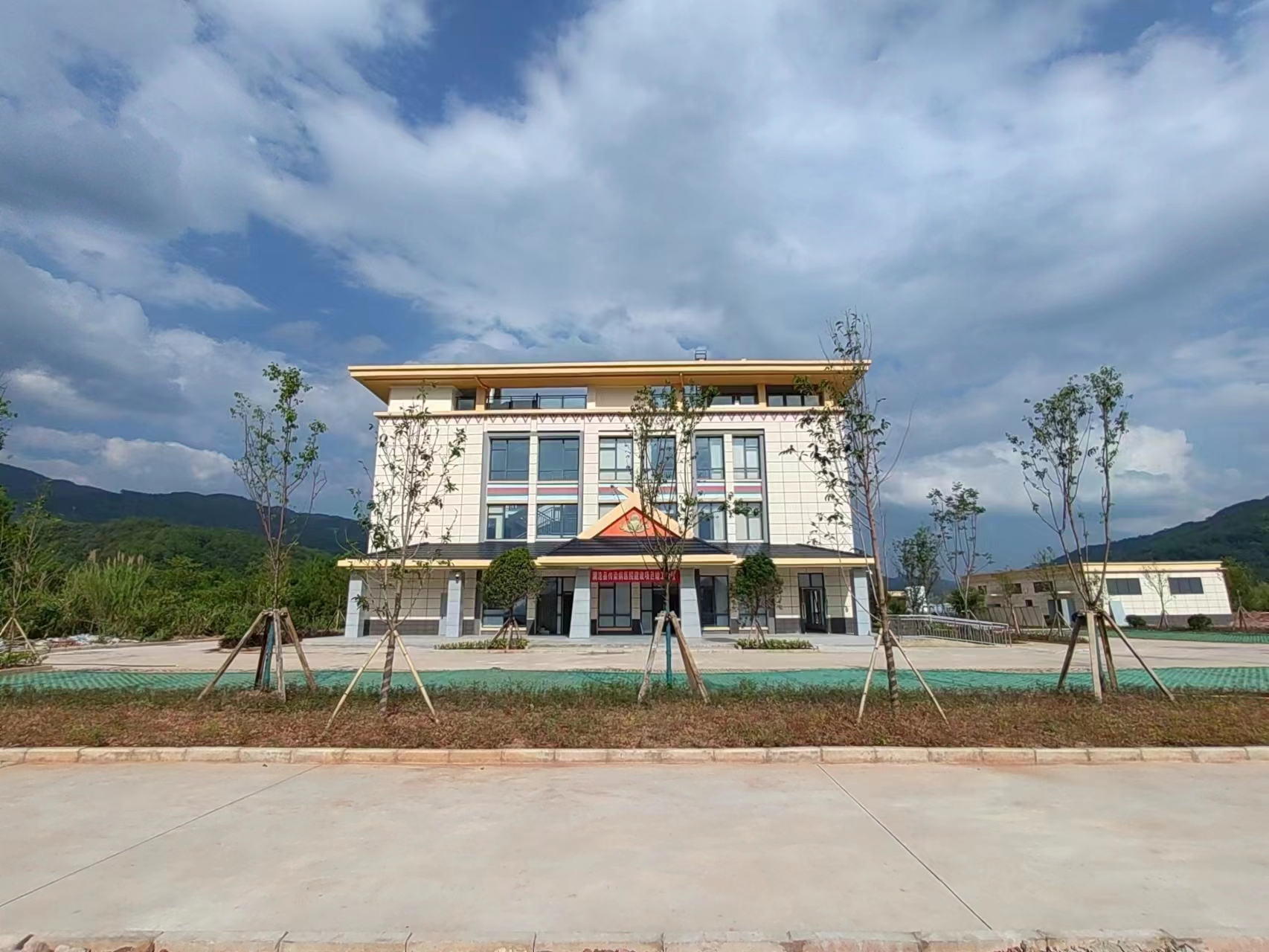 【項目動態(tài)】瀾滄縣傳染病醫(yī)院建設(shè)項目順利通過竣工驗收