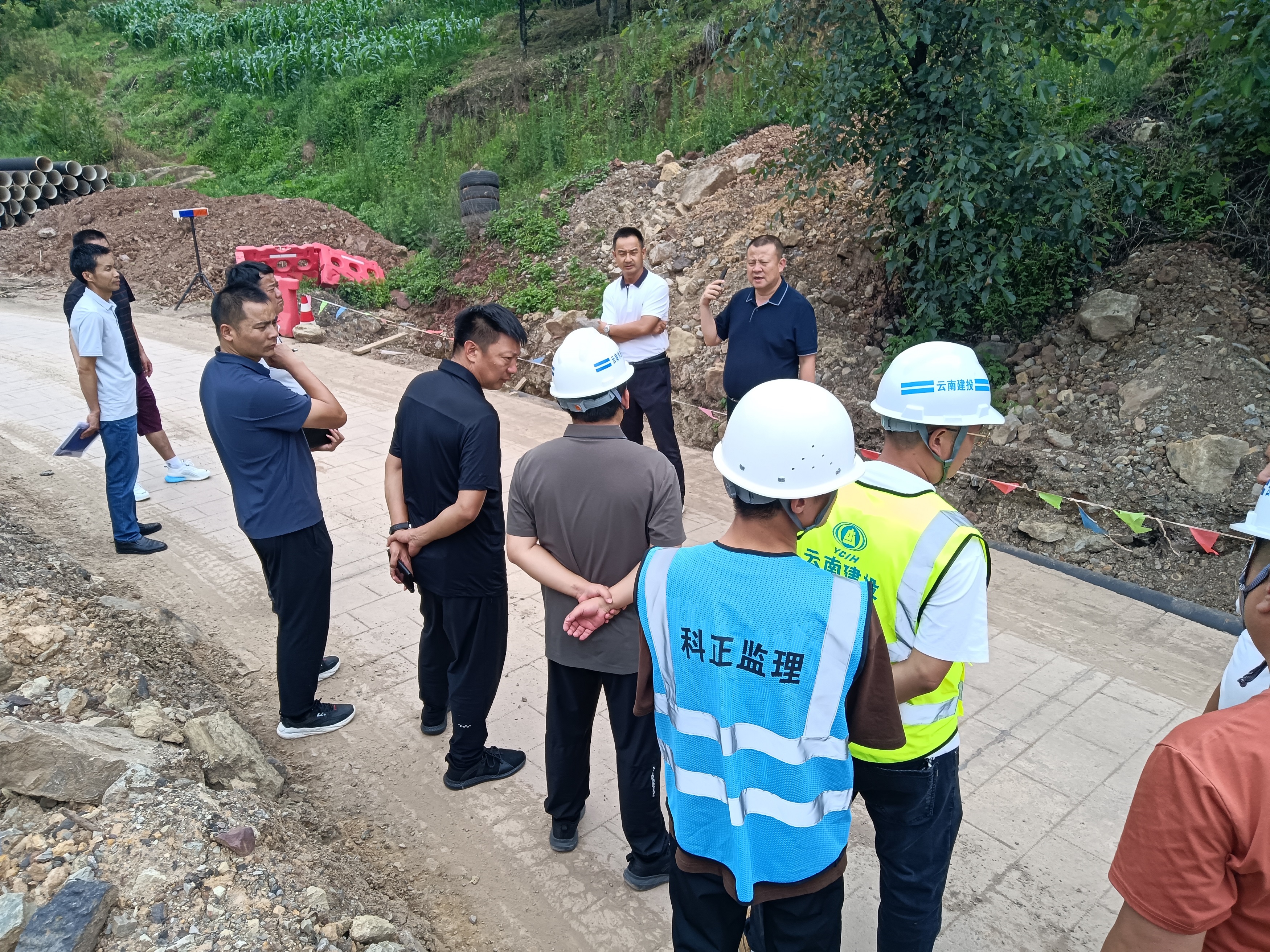 【公司要聞】楚雄州水務(wù)局黨組書記、局長余海潮調(diào)研武定農(nóng)飲水項目